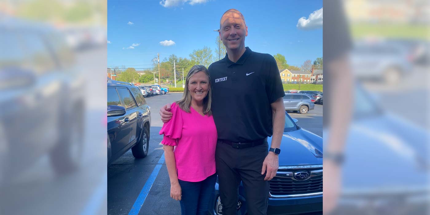 Susan Givens met Mark Pope, the new UK men’s basketball head coach